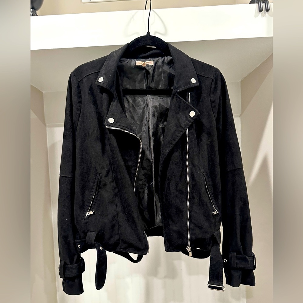 LE LIS Black Faux Suede Moto Jacket Size Small